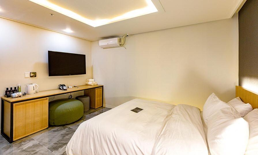 Hash Hotel Suwon Exteriör bild