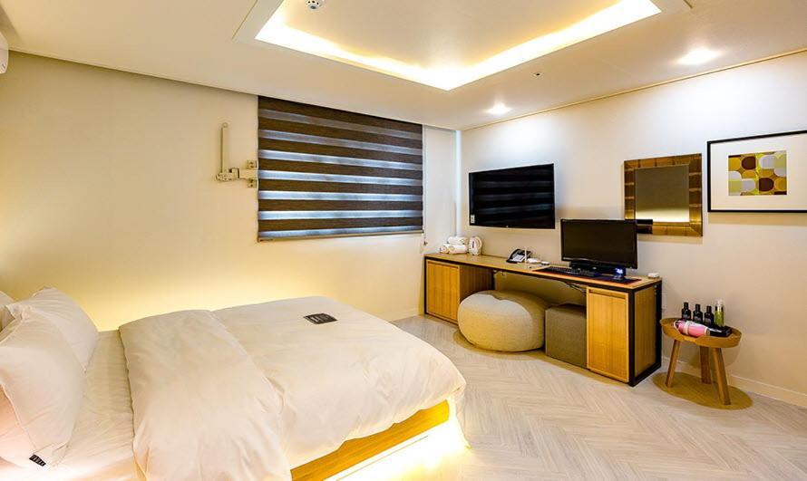 Hash Hotel Suwon Exteriör bild
